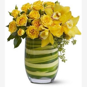 Vase with 15 Stems of Yellow Roses & Cymbidium Orchids