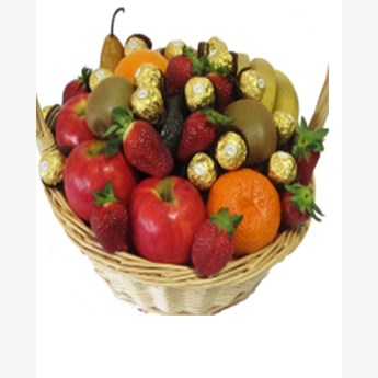 fruit & Feroro basket